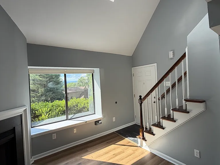 49 Creekside Cir — Photo 12