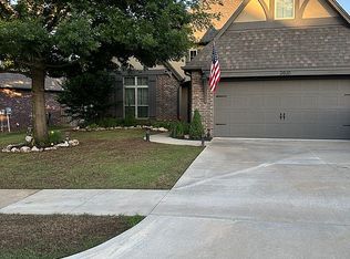 2610 E 139th St S, Bixby, OK 74008