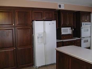 5th image of 904 Dorset Dr