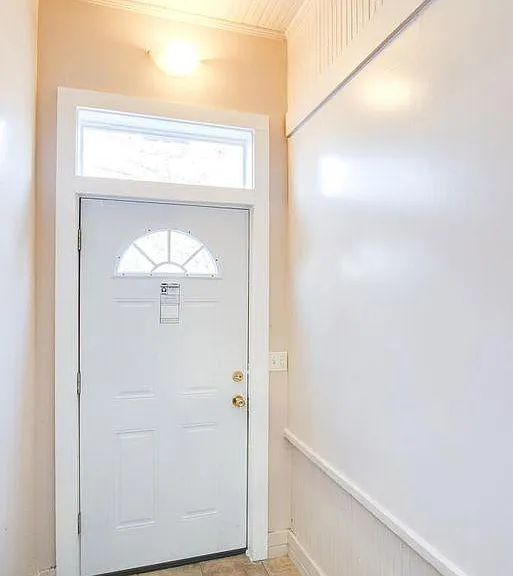 2513 Fremont Ave N — Photo 19