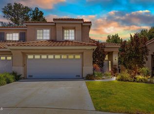 146 Symphony Ln, Oak Park, CA 91377