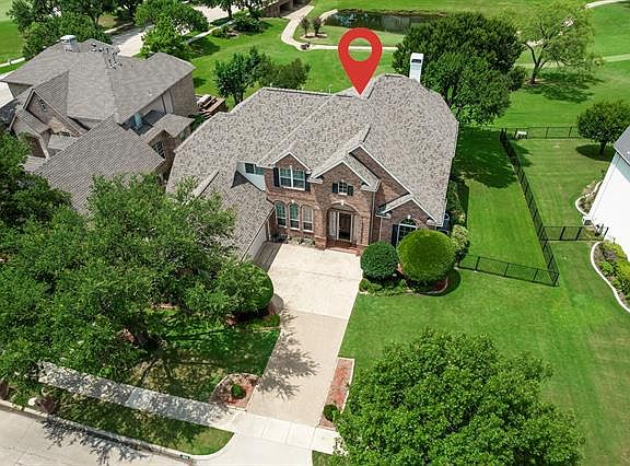 2nd image of 1904 Shumard Oak Ln