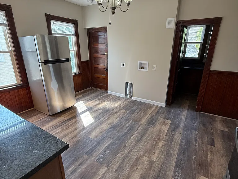 33 Newburg St #3 — Photo 8