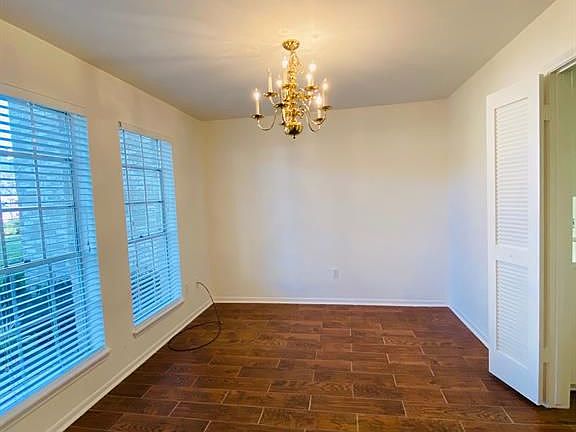 5th image of 30 River Creek Way