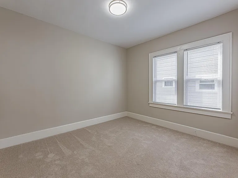 2727 Austin Ave — Photo 23