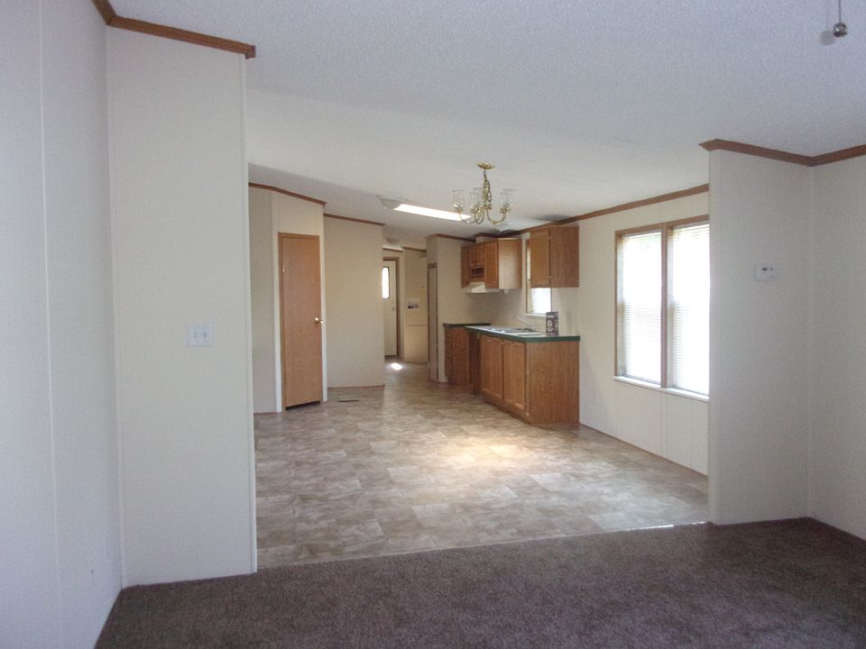 2nd image of 1811 Ponderosa Ave