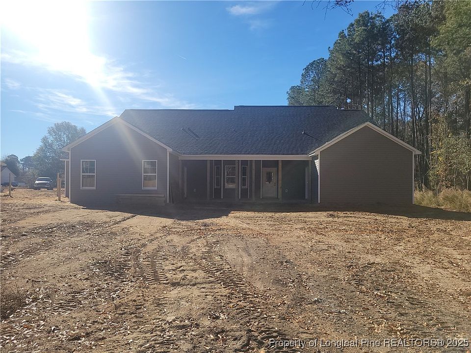 2nd image of 2435 Live Oak Dr