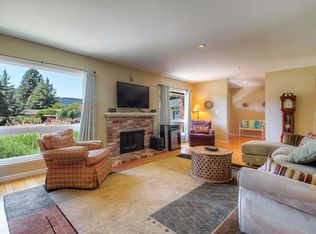 11 Pin Oak Pl, Santa Rosa, CA 95409