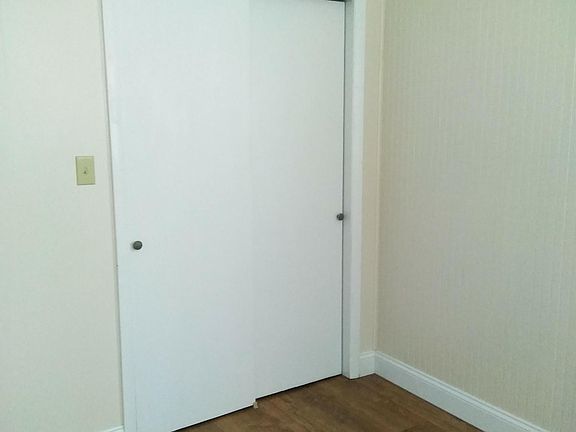 5th image of 329 N Middle St APT 6