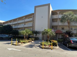 2301 Lucaya Lane #F1, Coconut Creek, FL 33066
