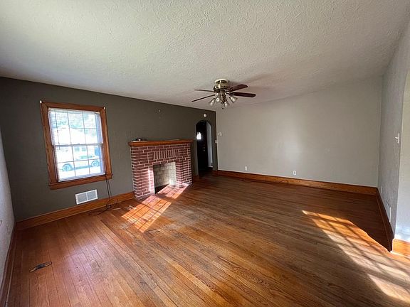 5th image of 1301 Pechin Ave SE