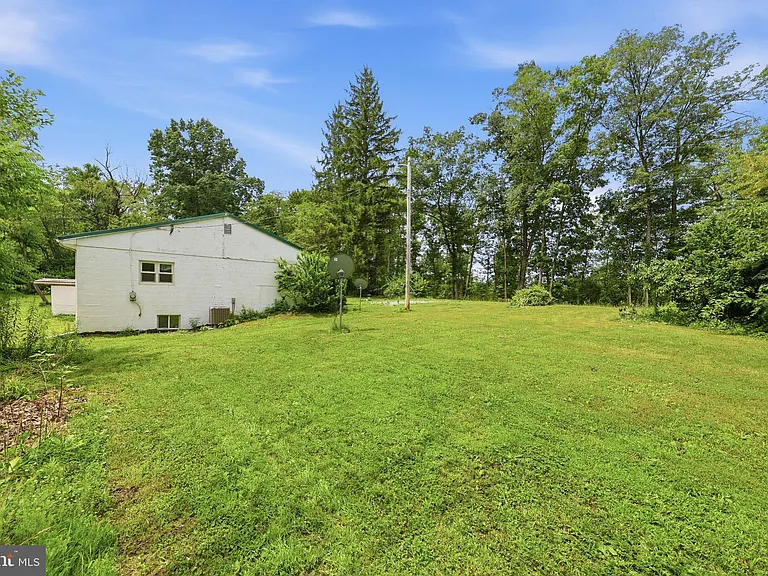 12106 Divide Ridge Rd NE — Photo 36