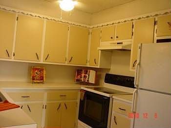 4th image of 311 NW 62nd St