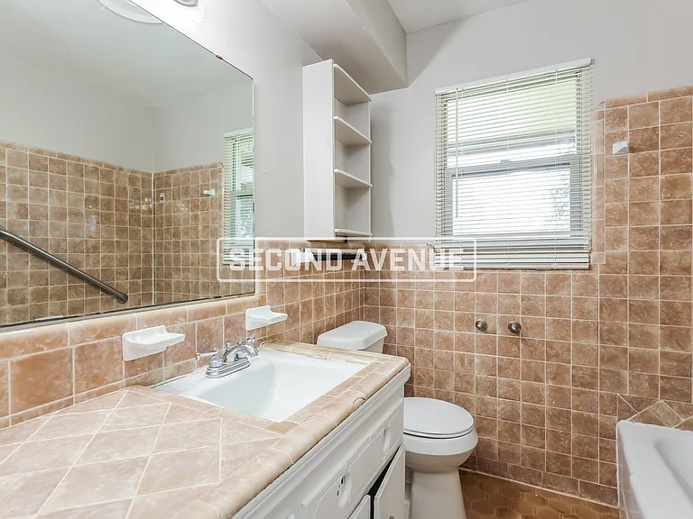 6328 N Hammond Ave — Photo 8