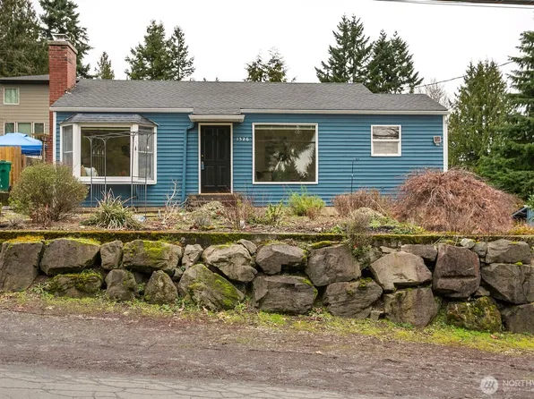 1526 N 107TH Street, Seattle, WA 98133