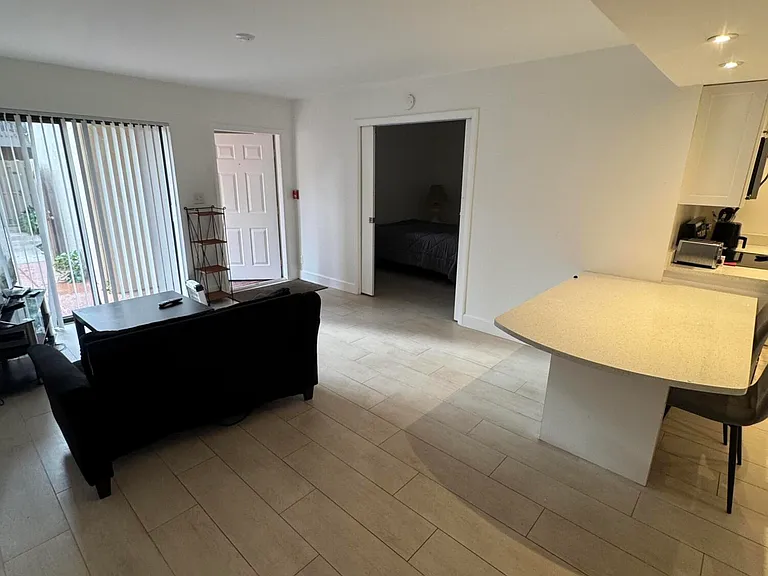 612 Executive Center Dr #102 — Photo 7