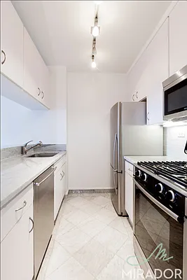 Rented by Mirador Real Estate | media 3