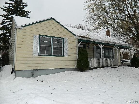 3rd image of 247 Longnecker St