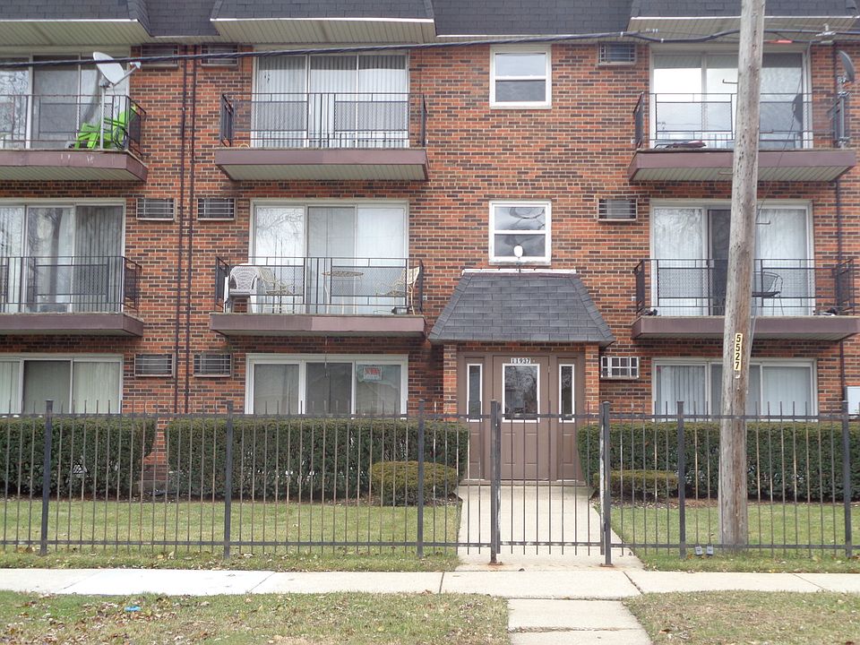 1st image of 11937 S Hamlin Ave APT 1C