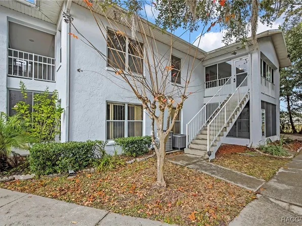 951 SE Mayo Dr, Crystal River, FL 34429