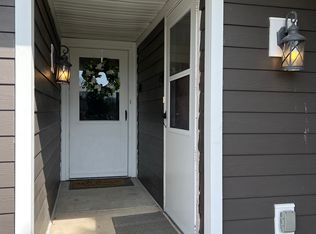 195 Walnut St APT A, Oregon, WI 53575