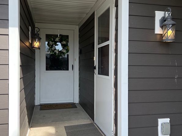195 Walnut St APT A
