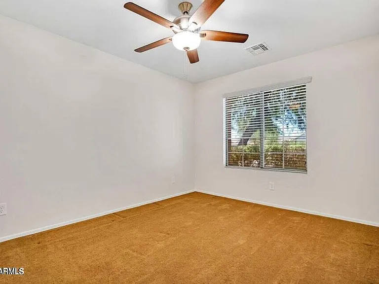 24039 N Mojave Ln — Photo 16