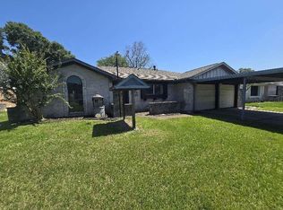 1307 Cactus Dr, Baytown, TX 77521