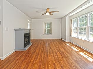 6 Kendall Green Dr #6, Milford, CT 06461