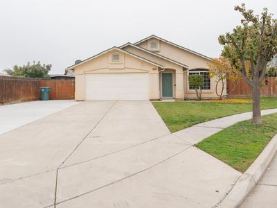 254 Feather Court, Tulare, CA, 93274