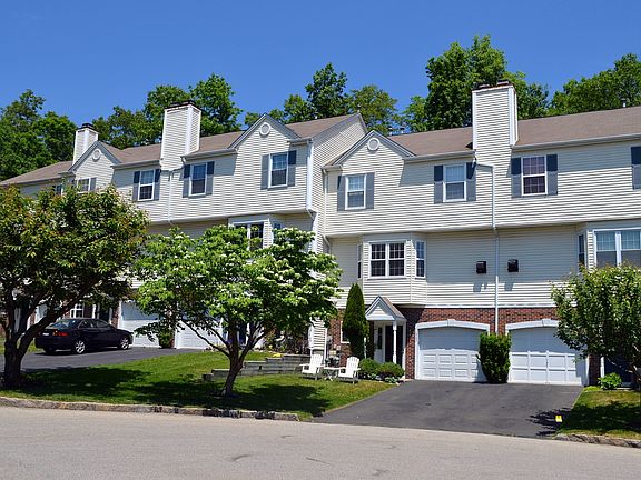 2nd image of 1902 Dorset Dr #1902