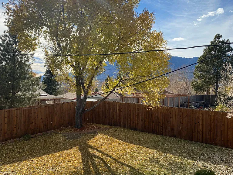 325 Catalina Dr — Photo 48