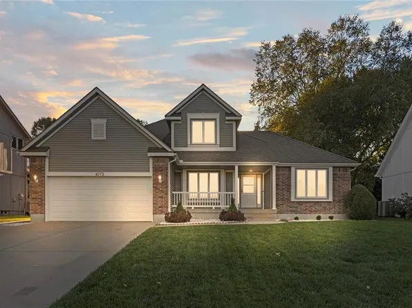 4075 SW Normandy Dr, Lees Summit, MO 64082