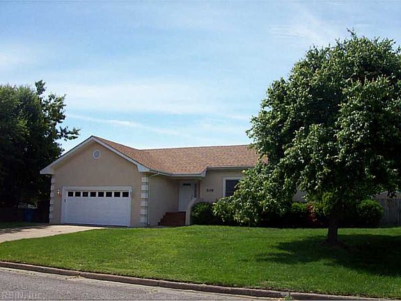 3rd image of 509 Marston Dr