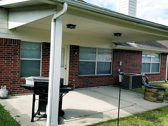 5th image of 109 Rocky Cove Ln