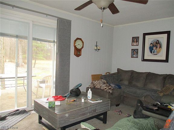 4th image of 256 Warner Rd