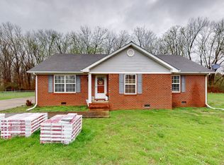 8 Boyd Ln, Fayetteville, TN 37334