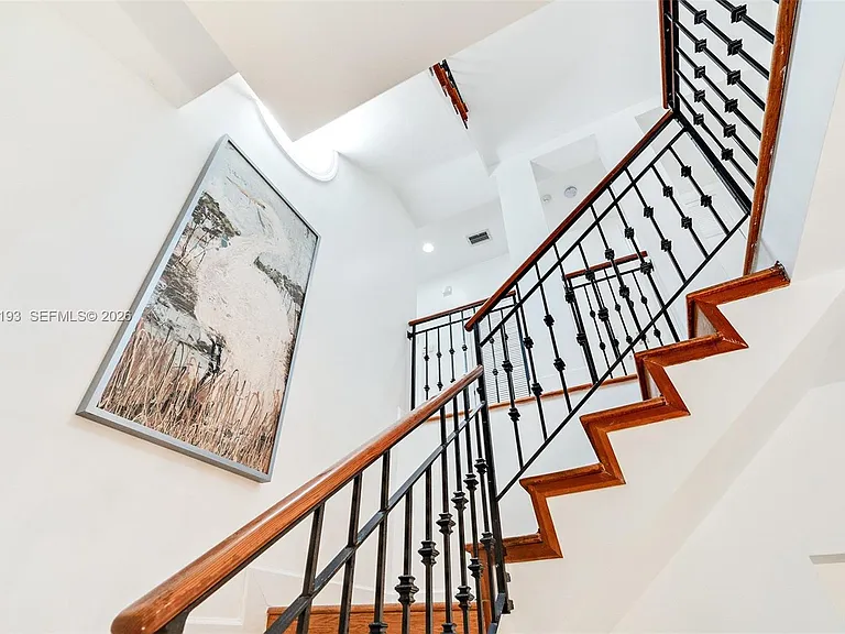 3930 Crawford Ave — Photo 13