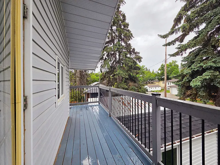 21 Langley Dr #UPPER — Photo 18
