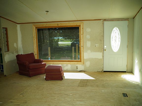 4th image of 55 Delaney Circle