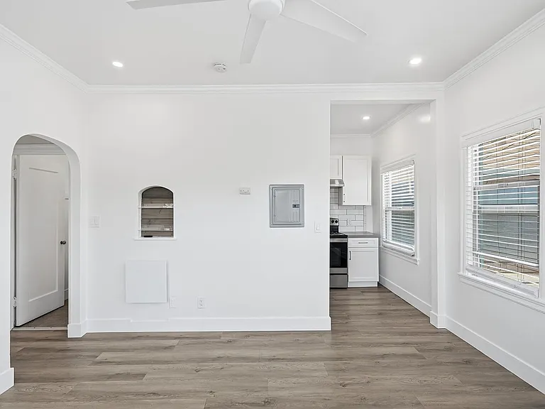 174 41st Street — Photo 14