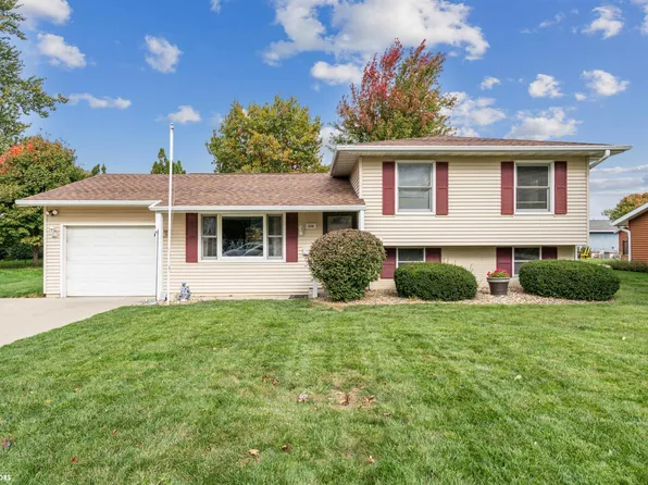 114 Thunderbird Dr, Marshalltown, IA 50158