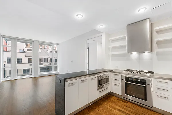 Rented by Compass | media 43