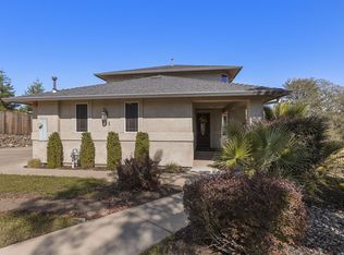 715 Bodenhamer Blvd, Redding, CA 96003