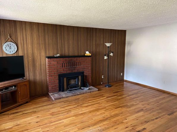 204 Terry Lynn Ave, Mount Shasta, CA 96067