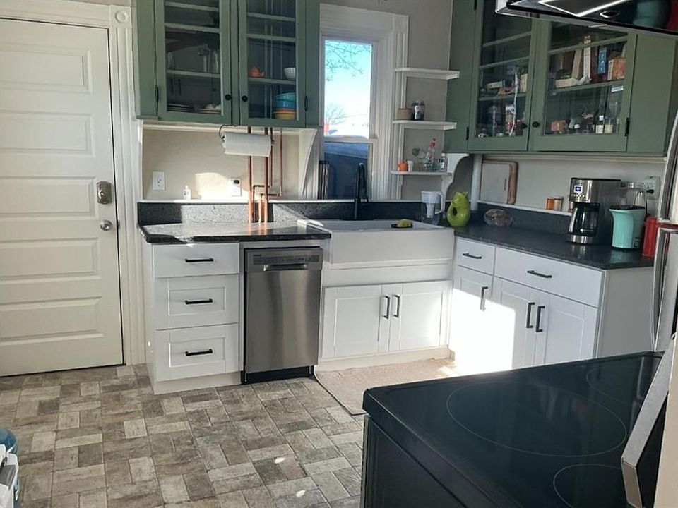 1st image of 12 Caswell Ave #1