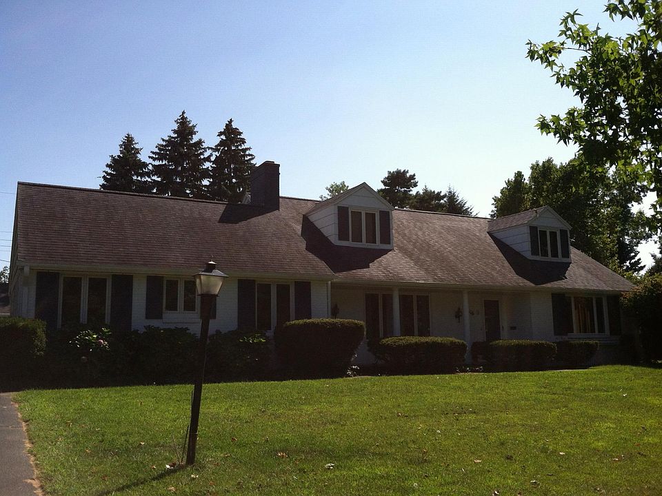 1st image of 816 E Angela Blvd
