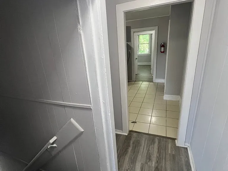 150 Home Ave — Photo 5