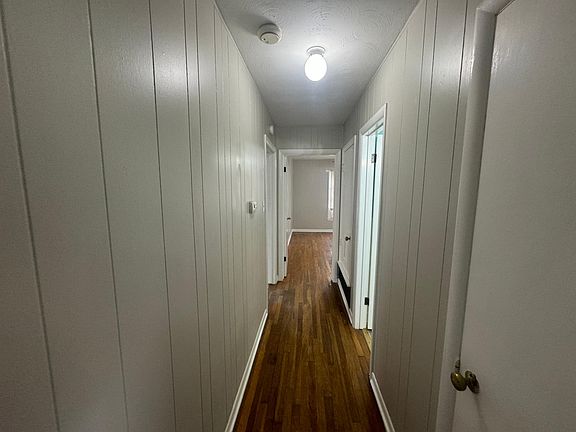 4th image of 913 N 24th St