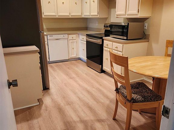 5th image of 27333 Arborway Rd Unit 44